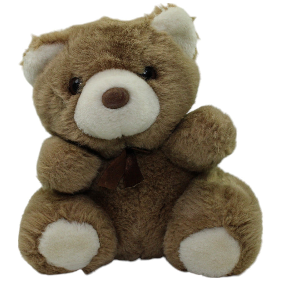 Brauner Teddybär mit Schleife, sitzend