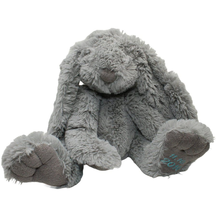 Süßer grauer XL Hase mit Datum "11.10.2014", sitzend