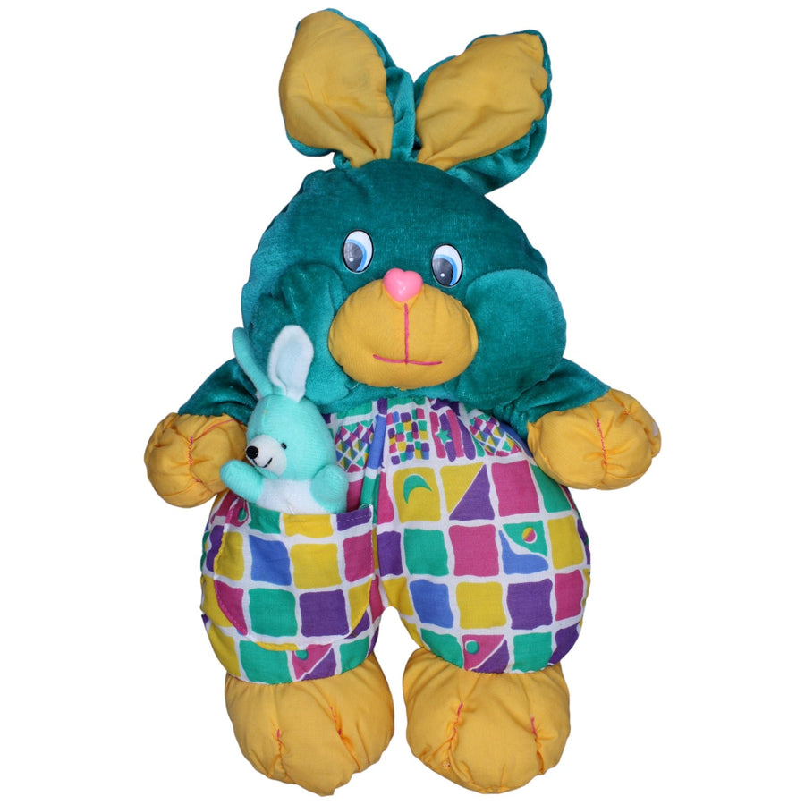 Hase mit Baby in Hosentasche