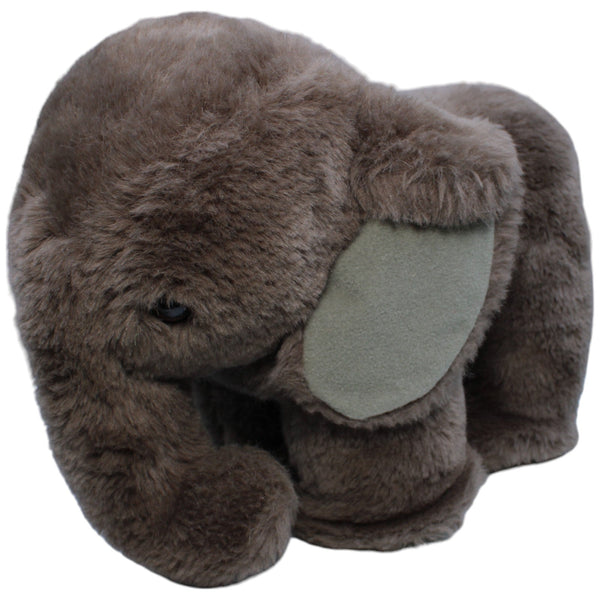Elefant stehend, braun