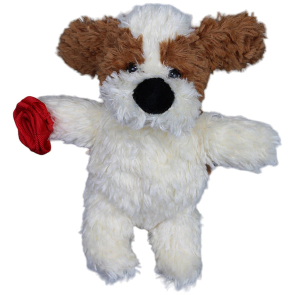 Süßer Hund mit Rosenblüte